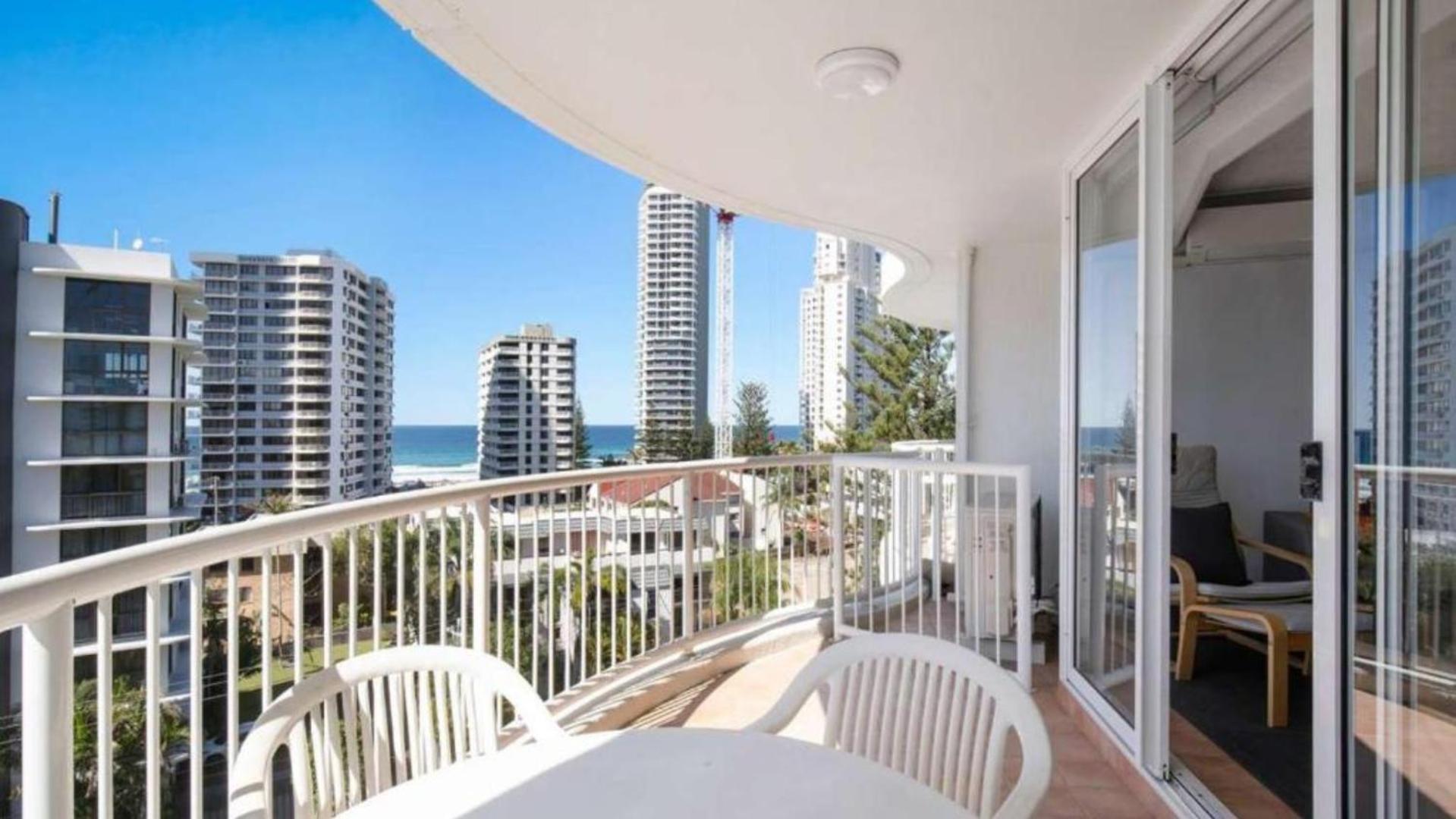 Surf Parade Resort Gold Coast Exterior foto